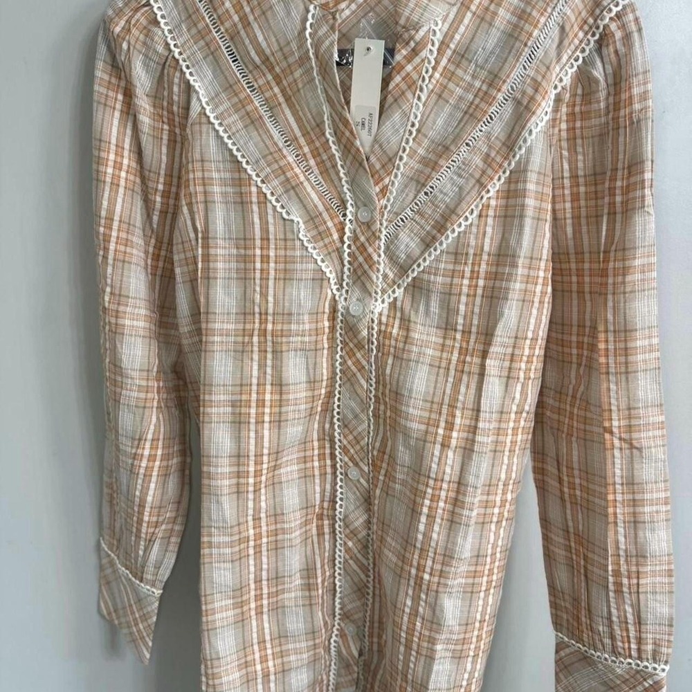 Akaiv Plaid Crochet Lace Trim Blouse Tan White Long Sleeve Button Down Shirt